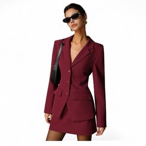 COMMENSE Split Button Slim Fitted Blazer
COLOR - Burgundy Size XS NWT